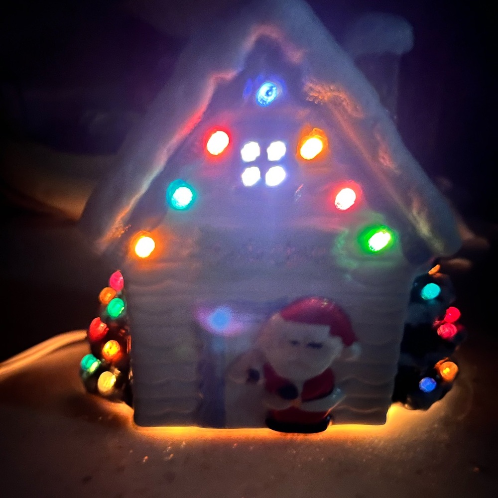 Vintage Christmas Festive White Ceramic Santa House Holiday Light Decoration